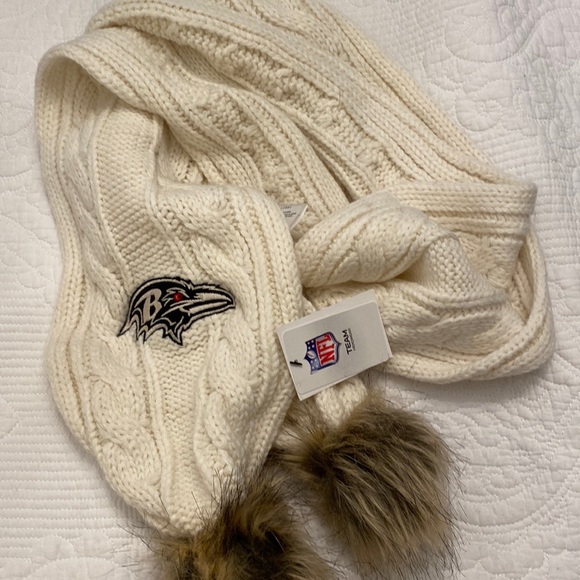 Accessories - Womens ravens scarf NWT